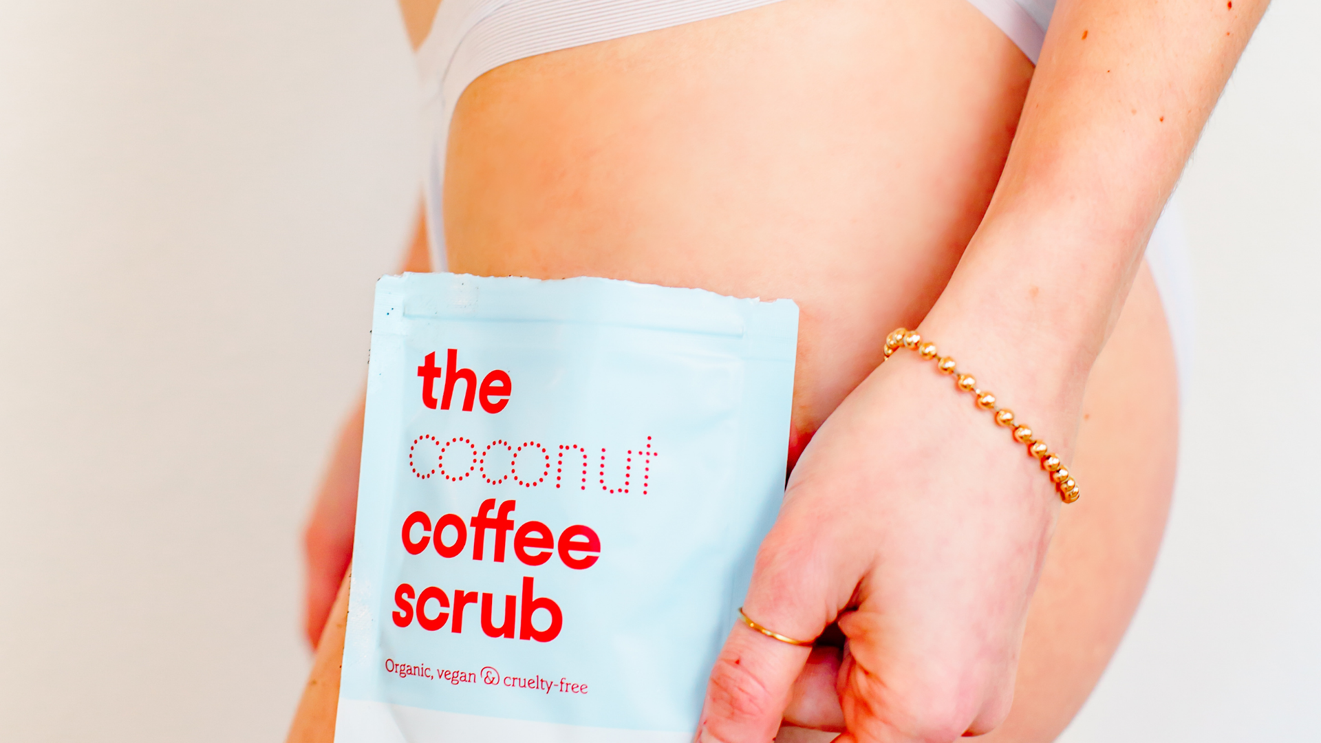 The Benefits of a Coffee Scrub on Cellulite